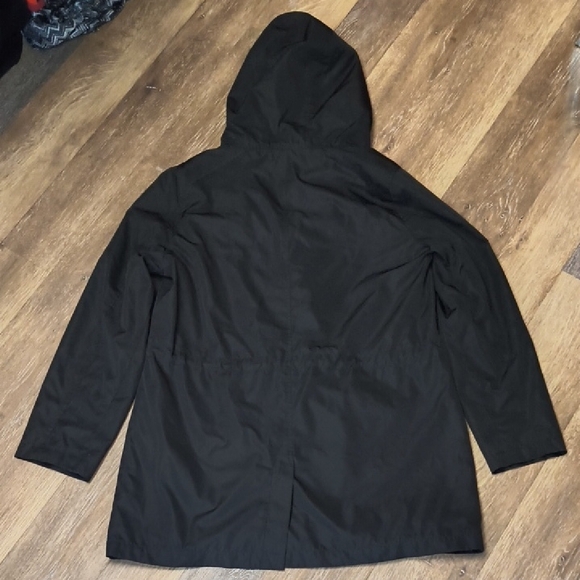 Time and Tru Women's Black Utility Jacket with Hood - Picture 5 of 5